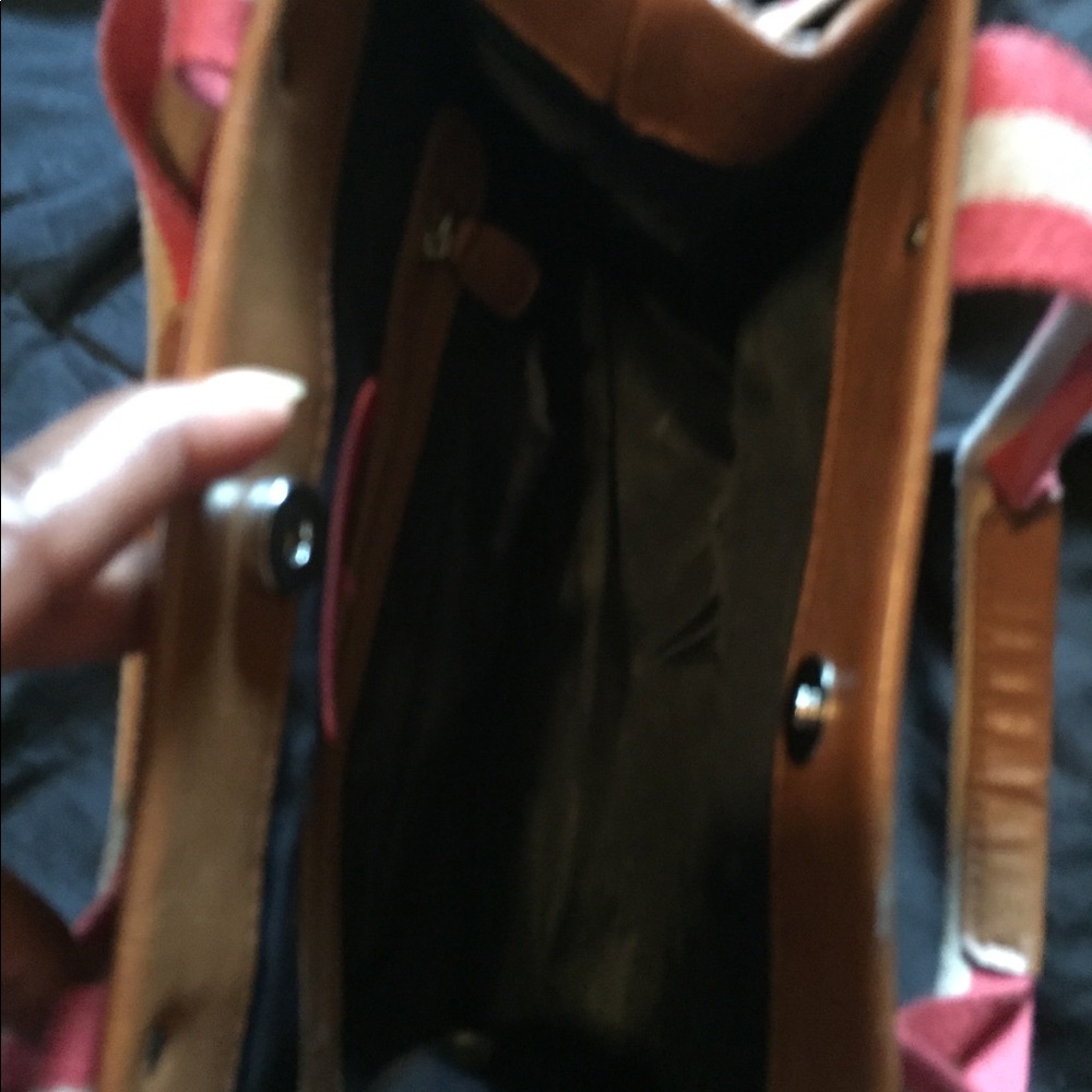 Tommy Hilfiger medium purse - Picture 7 of 8